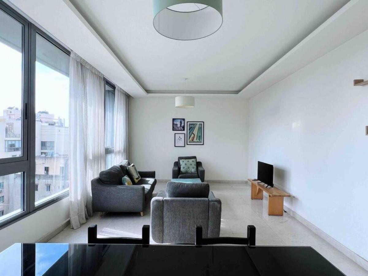 Modern 3Br Apt Next To Hotel Dieu بيروت المظهر الخارجي الصورة