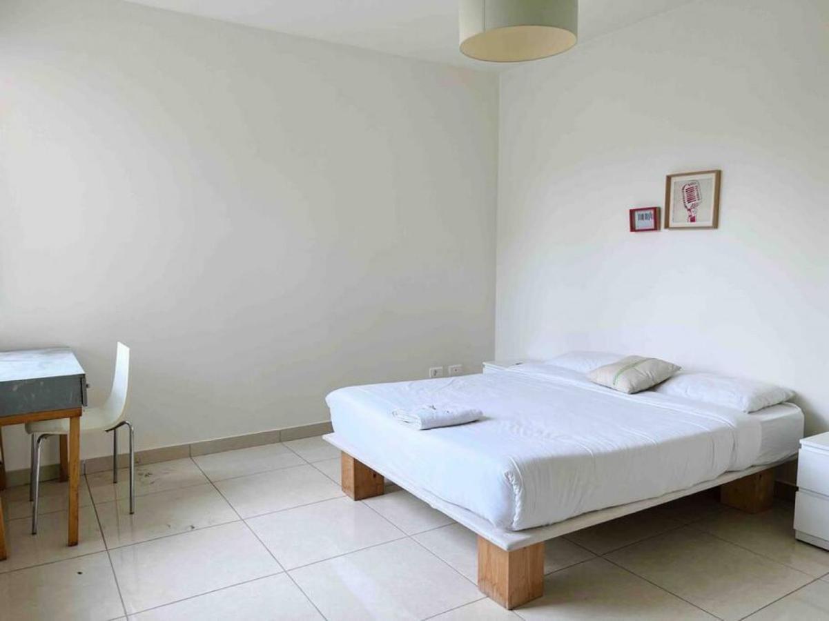Modern 3Br Apt Next To Hotel Dieu بيروت المظهر الخارجي الصورة